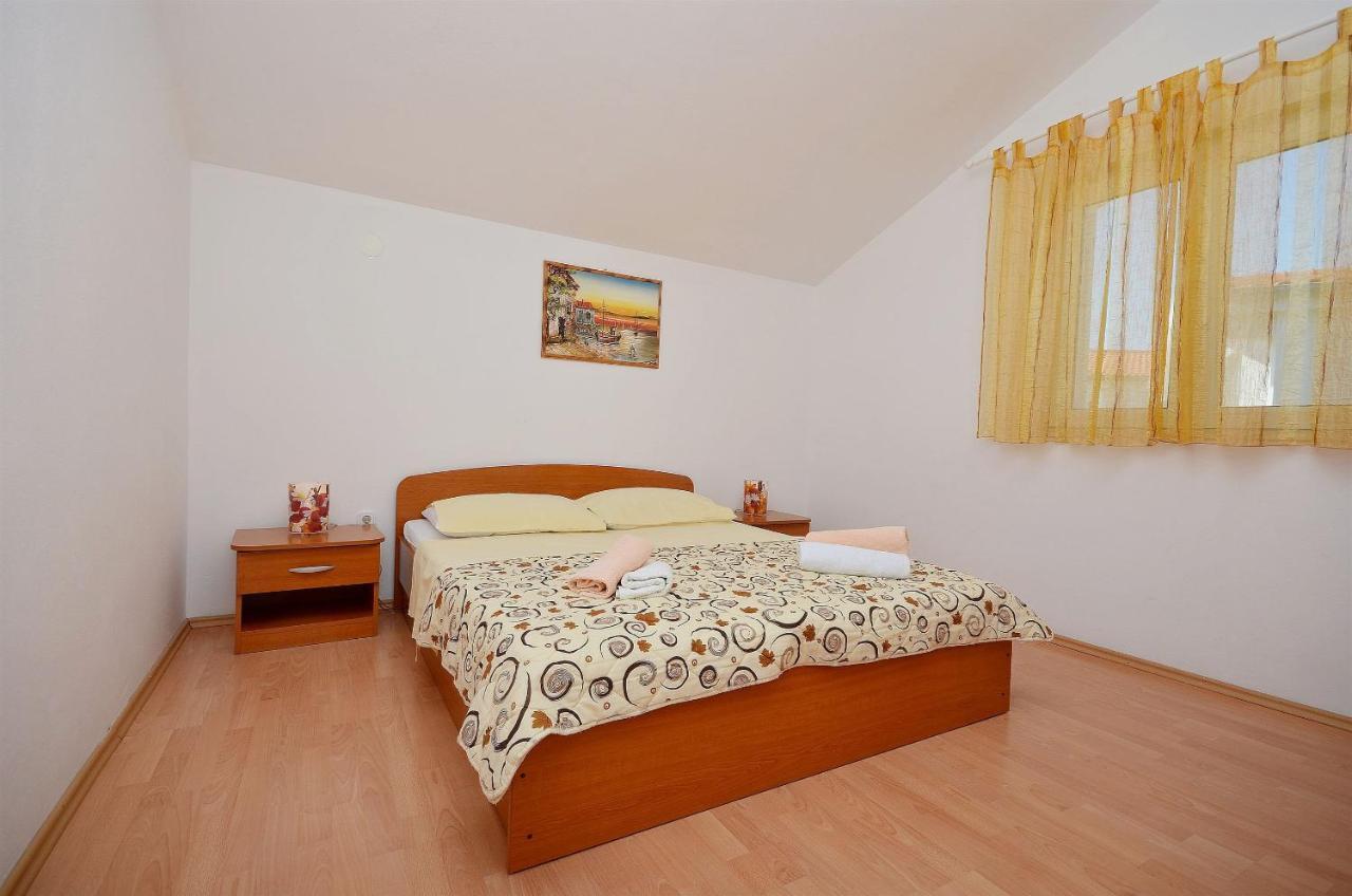 Apartments Sime Vodice Esterno foto