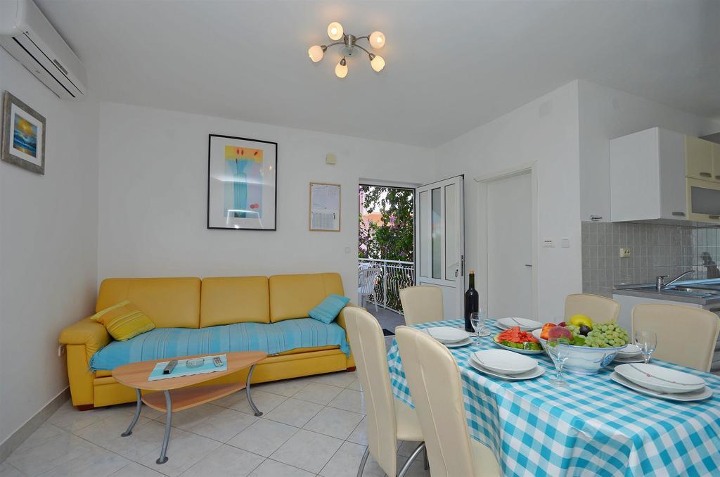Apartments Sime Vodice Esterno foto