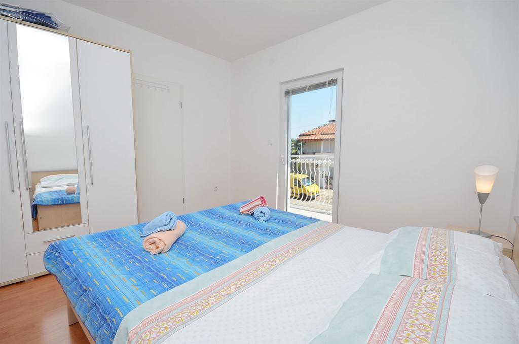 Apartments Sime Vodice Esterno foto